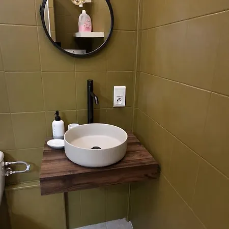 Ancien T2 Rénové Au Cœur Ce Sartène, Centre Appartement Sartène