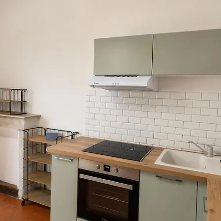 Ancien T2 Renove Au Coeur Ce Sartene, Centre *