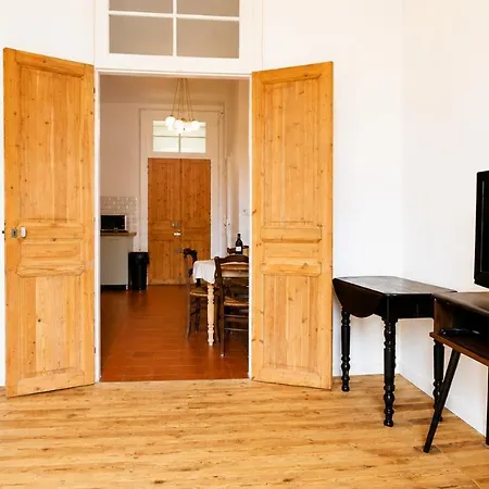 Ancien T2 Rénové Au Cœur Ce Sartène, Centre Appartement