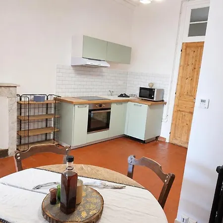 Appartement Ancien T2 Rénové Au Cœur Ce Sartène, Centre
