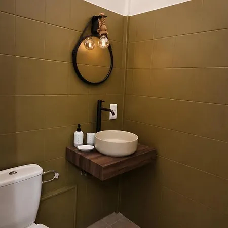 Appartement Ancien T2 Rénové Au Cœur Ce Sartène, Centre Sartène