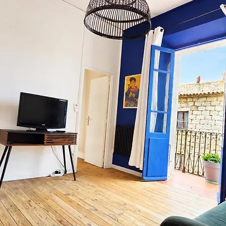 Ancien T2 Rénové Au Cœur Ce Sartène, Centre *
