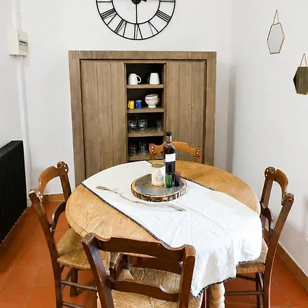 Ancien T2 Rénové Au Cœur Ce Sartène, Centre Appartement *